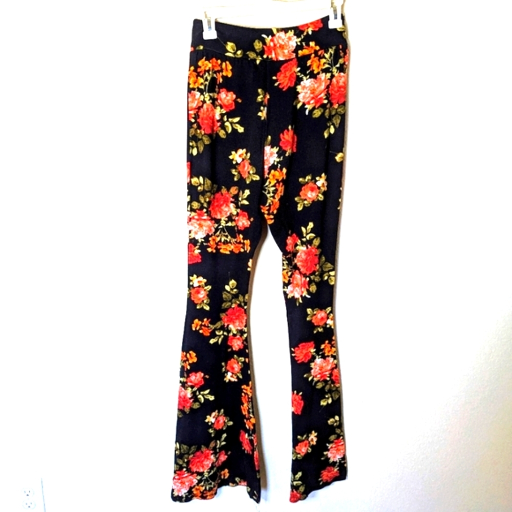 Got Style Flare Flower Boho Leggings